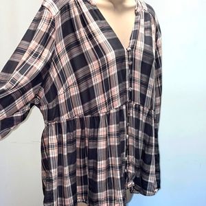 Plaid Button-Front Crop Babydoll Blouse in Grey Pink